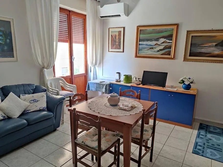 Διαμέρισμα Alghero, Ottimo Appartamento A 100 M. Dal Mare
