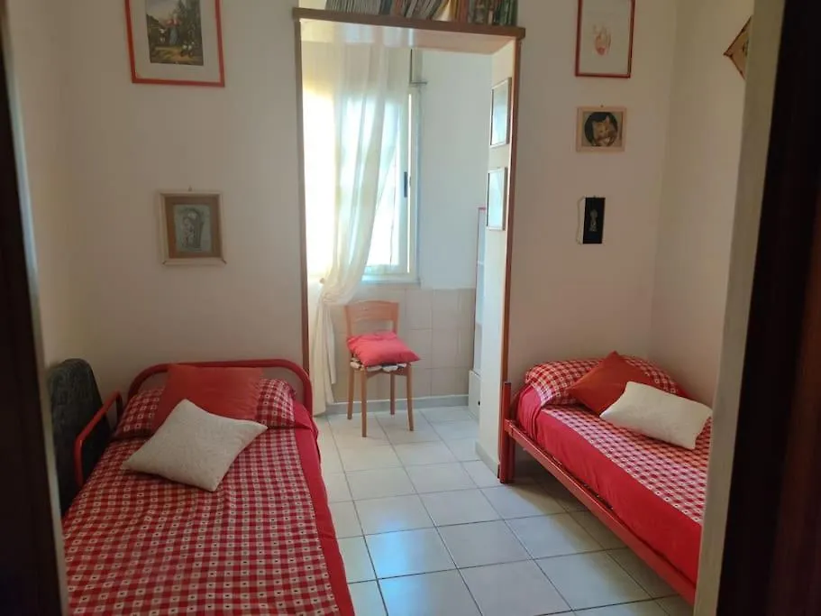 Alghero, Ottimo Appartamento A 100 M. Dal Mare Διαμέρισμα